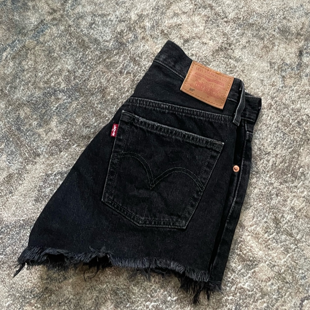 Levi 501 Women’s Black Levi Denim Shorts